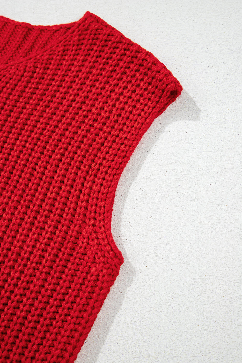 Fiery Red Solid Textured Knit Side Pockets Buttoned Sweater Vest Stoo